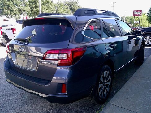Used 2015 Subaru Outback 2.5i Limited AWD/4WD image 5