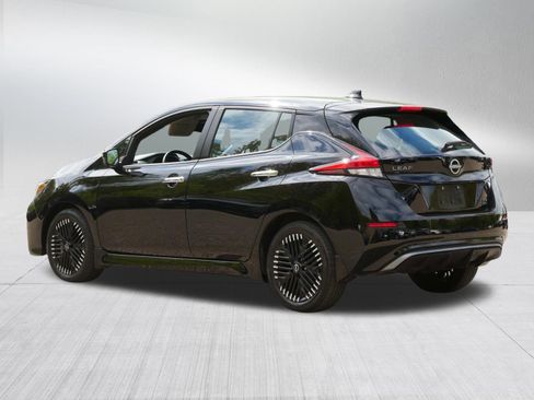 Certified 2023 Nissan Leaf SV Plus FWD image 5