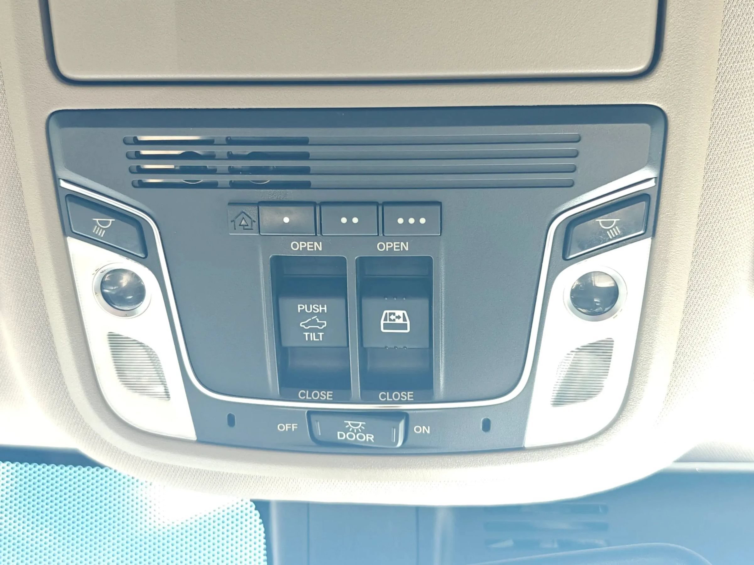 Used 2017 Honda Ridgeline RTL-E image 34