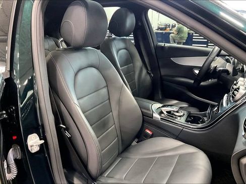 Used 2019 Mercedes-Benz C 300 4MATIC Sedan image 7