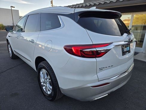 Used 2021 Buick Enclave Essence w/ Sound and Sites Package image 4