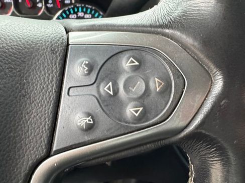 Used 2018 Chevrolet Silverado 1500 LT w/ LT Eassist Package image 8