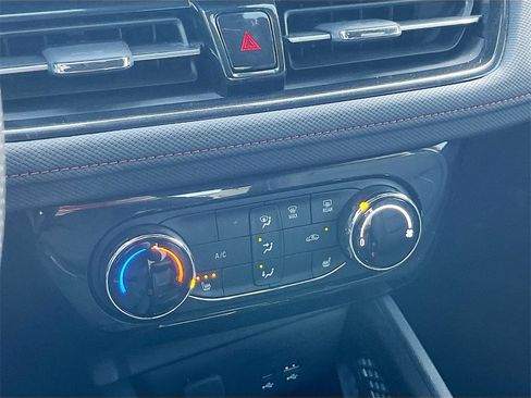 Used 2024 Chevrolet TrailBlazer RS w/ Driver Confidence Package image 15