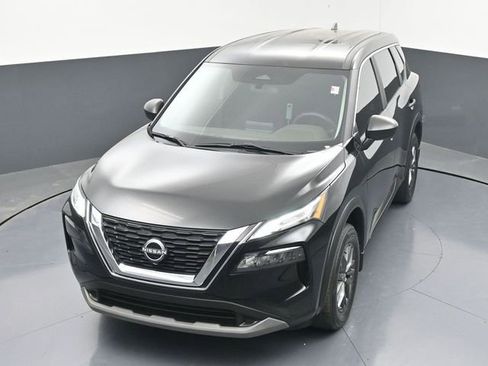 Used 2023 Nissan Rogue S FWD image 39