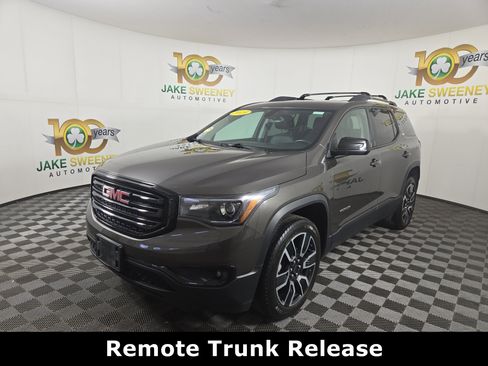 Certified 2019 GMC Acadia SLT w/ Black Edition image 3