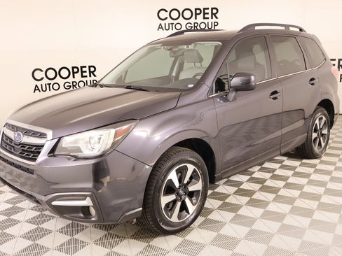 Used 2018 Subaru Forester 2.5i Limited AWD/4WD image 11