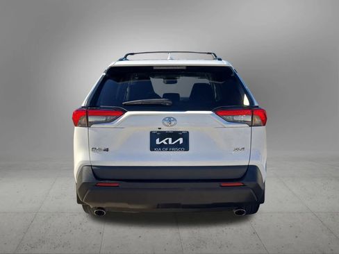 Used 2023 Toyota RAV4 XLE image 5