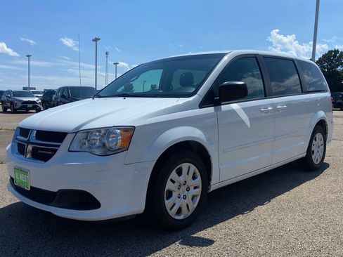 Used 2017 Dodge Grand Caravan SE w/ Power Window Group FWD image 7