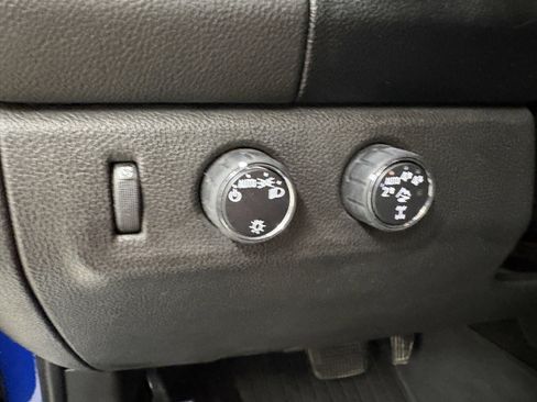 Used 2018 Chevrolet Colorado ZR2 image 19