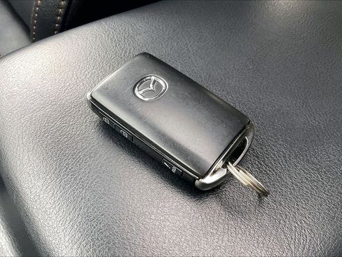 Used 2022 MAZDA CX-5 AWD 2.5 S w/ Premium Package image 14