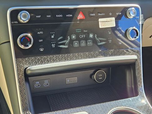 New 2026 Genesis GV80 3.5T e-SC AWD/4WD image 23