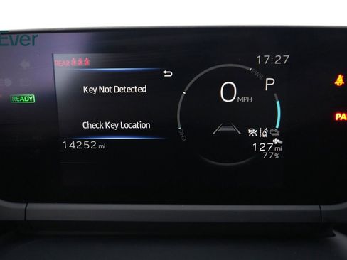 Used 2023 Subaru Solterra AWD image 7