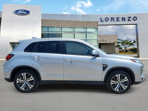 Used 2021 Mitsubishi Outlander Sport ES FWD image 4
