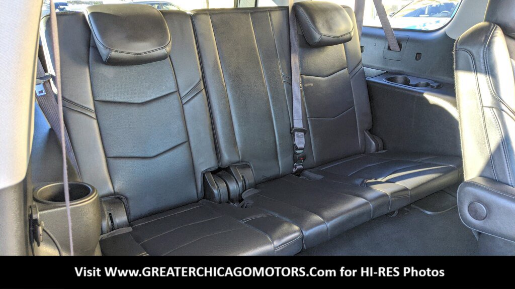 Used 2017 Cadillac Escalade ESV Luxury AWD/4WD image 22