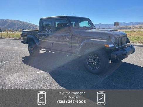 New 2025 Jeep Gladiator Sport image 1