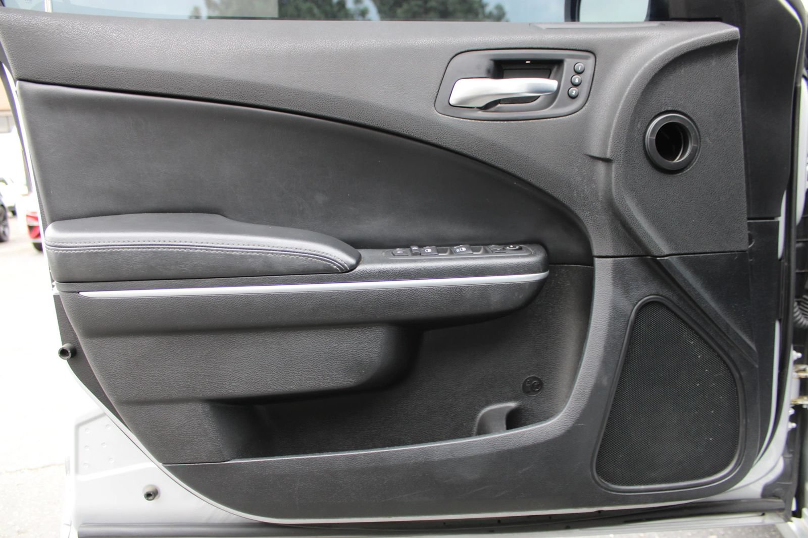 Used 2021 Dodge Charger SXT w/ Leather Interior Group RWD image 12