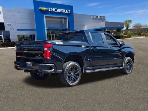 Used 2025 Chevrolet Silverado 1500 LT Trail Boss w/ Convenience Package II AWD/4WD image 27