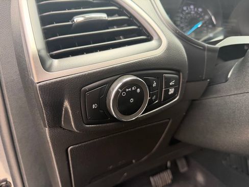 Used 2024 Ford Edge SEL w/ Convenience Package AWD/4WD image 13