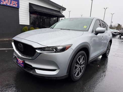 Used 2018 MAZDA CX-5 Touring image 3
