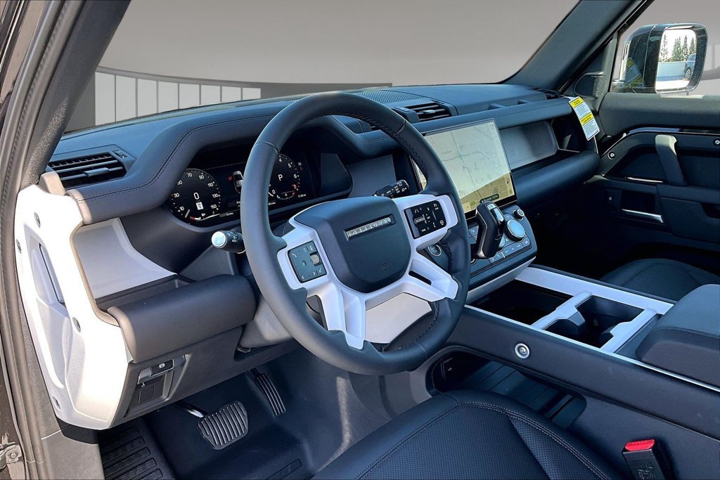 New 2026 Land Rover Defender 110 S AWD/4WD image 7