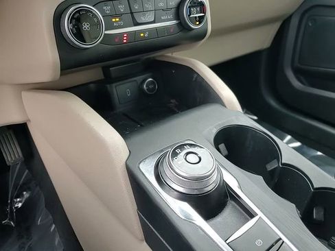 Used 2020 Ford Escape SEL image 23