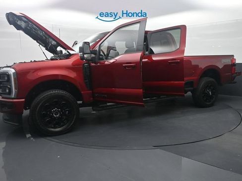 Used 2025 Ford F250 Lariat w/ Black Appearance Package AWD/4WD image 38