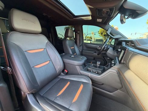 Used 2022 GMC Sierra 1500 AT4 w/ AT4 Premium Package AWD/4WD image 25