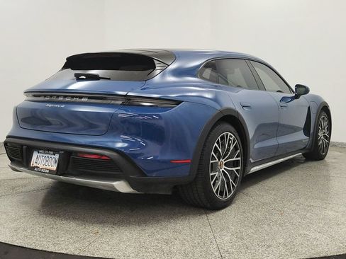 Used 2022 Porsche Taycan 4 Cross Turismo AWD/4WD image 5