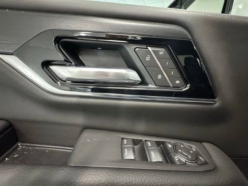 New 2026 GMC Yukon Denali image 18