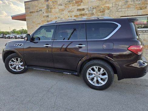 Used 2012 INFINITI QX56 2WD w/ Theater Pkg image 3