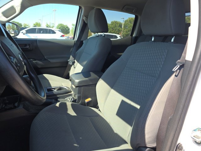 Used 2023 Toyota Tacoma SR AWD/4WD image 4