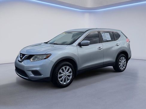 Used 2015 Nissan Rogue S FWD image 7
