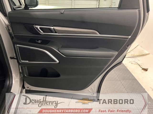 Used 2025 Kia Telluride SX X-Line AWD/4WD image 40
