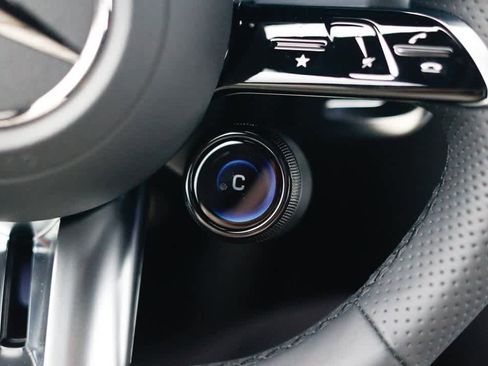 New 2026 Mercedes-Benz GLC 43 AMG 4MATIC image 20