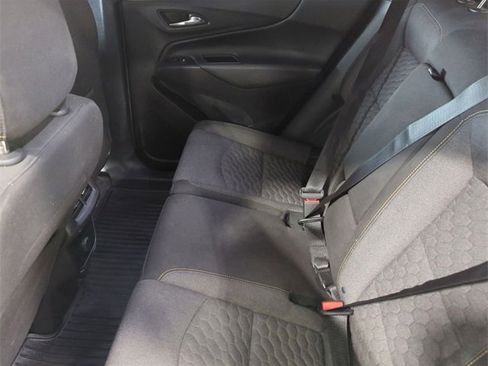 Used 2018 Chevrolet Equinox LT image 23