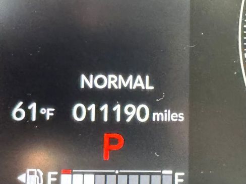 Used 2024 Honda HR-V EX-L image 27