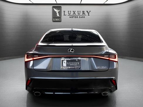 Used 2022 Lexus IS 350 F Sport RWD image 4