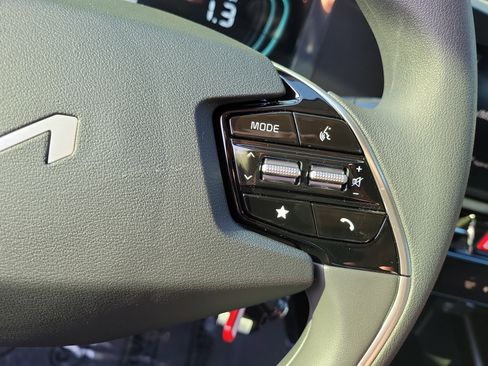 New 2026 Kia Niro LX FWD image 24