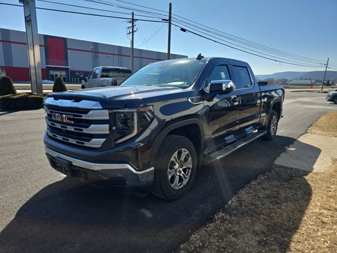 Used 2022 GMC Sierra 1500 SLE w/ Preferred Package image 7