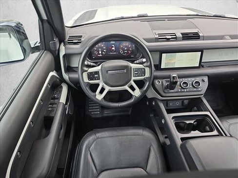 Used 2020 Land Rover Defender 110 HSE AWD/4WD image 16