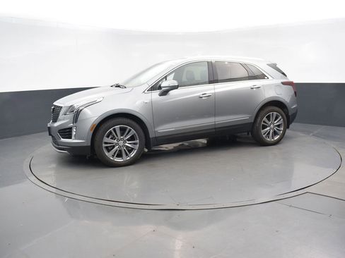 New 2026 Cadillac XT5 Premium Luxury w/ Driver Assist Package AWD/4WD image 2