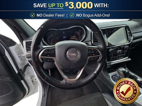Used 2019 Jeep Grand Cherokee Altitude RWD image 18