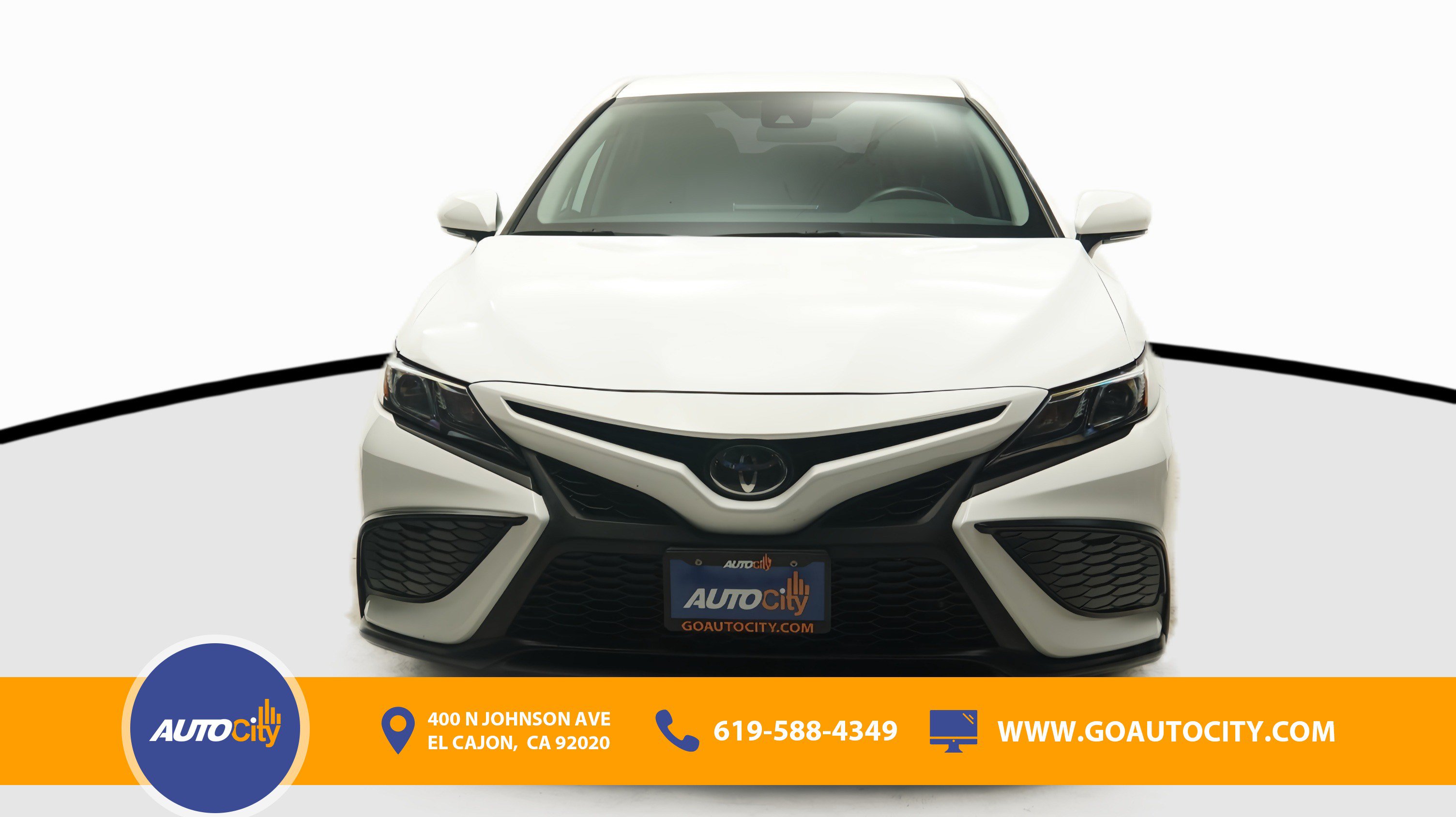 Used 2024 Toyota Camry SE w/ Blackout Package (TMS) FWD image 4
