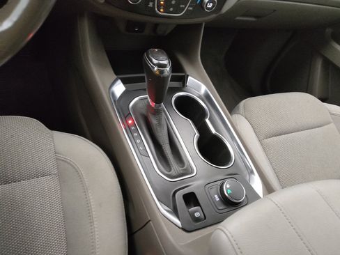 Used 2020 Chevrolet Traverse LT FWD image 26