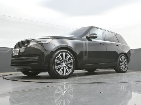 Used 2023 Land Rover Range Rover SE AWD/4WD image 32