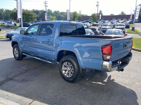 Used 2019 Toyota Tacoma SR5 RWD image 5