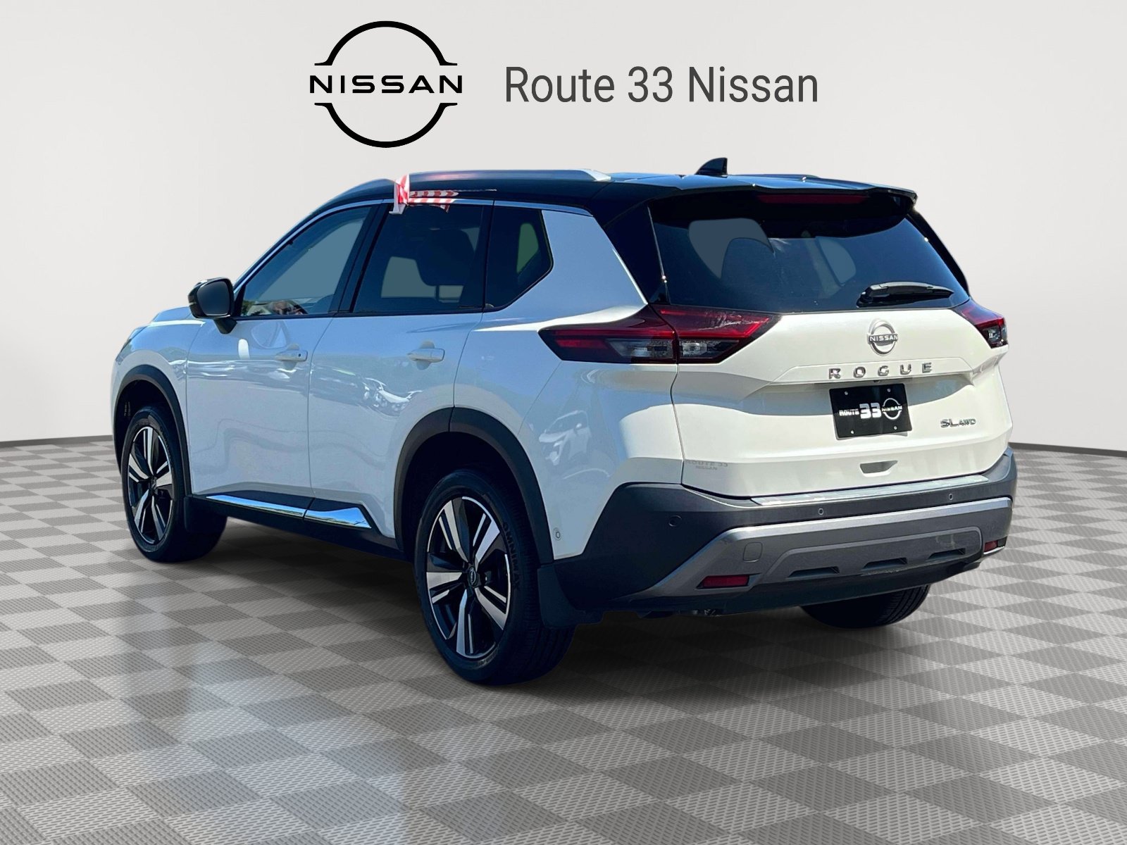 Used 2023 Nissan Rogue SL w/ SL Premium Package AWD/4WD image 3