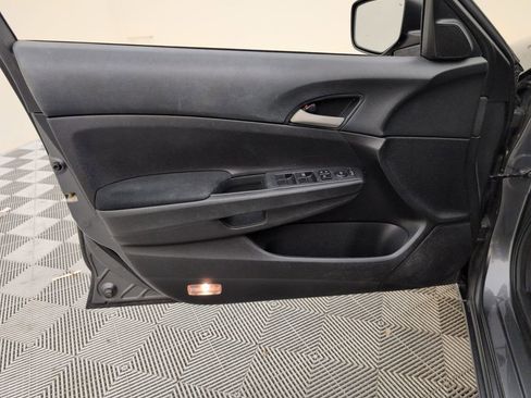 Used 2009 Honda Accord LX image 31