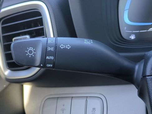 New 2026 Hyundai Venue SEL FWD image 29