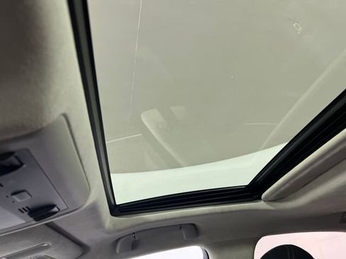 Used 2013 Lexus LS 460 image 24